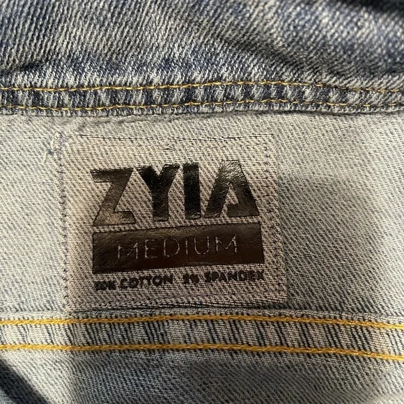 ZYIA Crossroads Denim Jacket - Picture 3 of 7